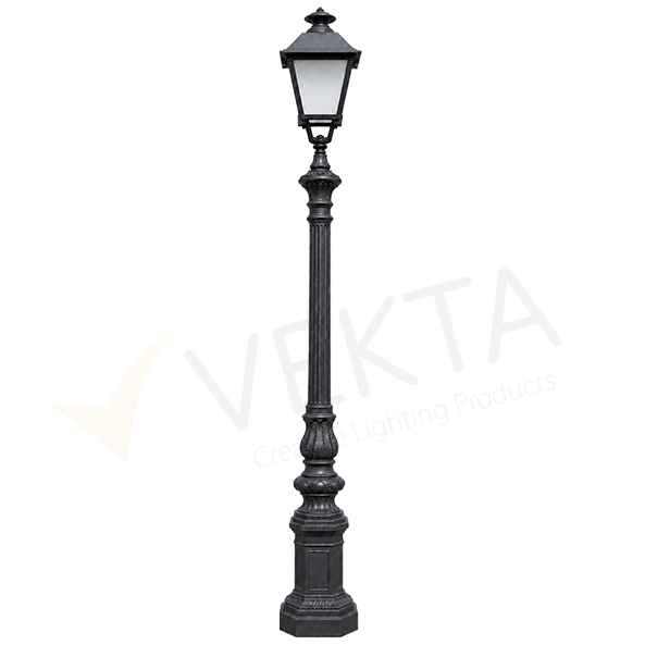 ANTIQUE POLE 1