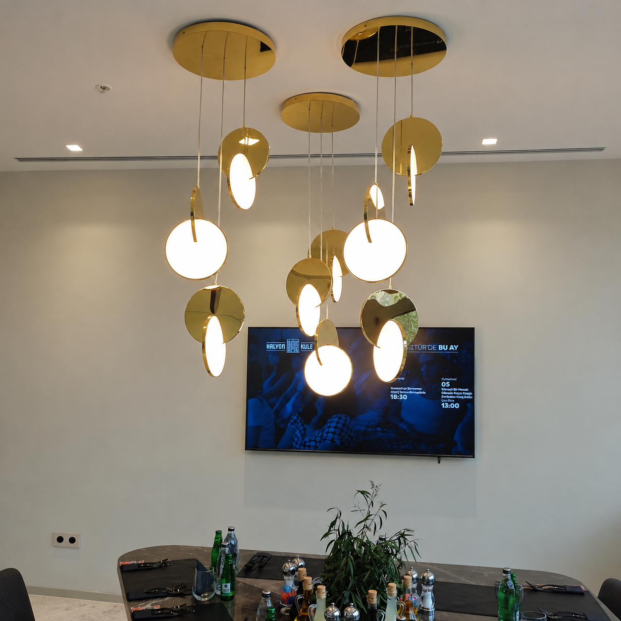 CPD 3 DECORATIVE DINING T